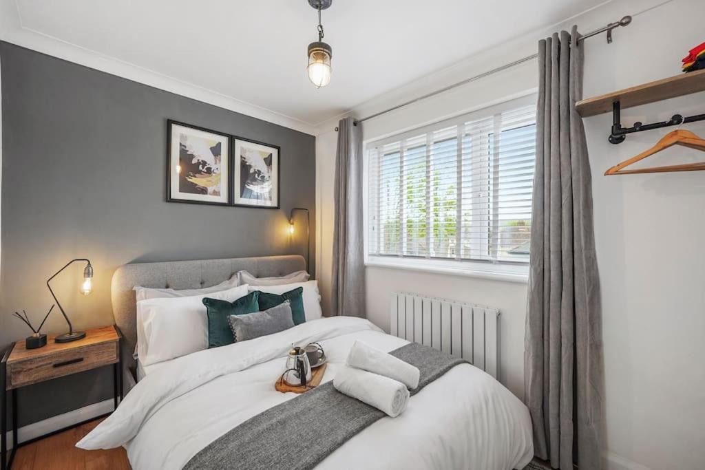 Stylish Maisonette Near The Heath With Free Parking & Wi-Fi Maidstone Exterior foto